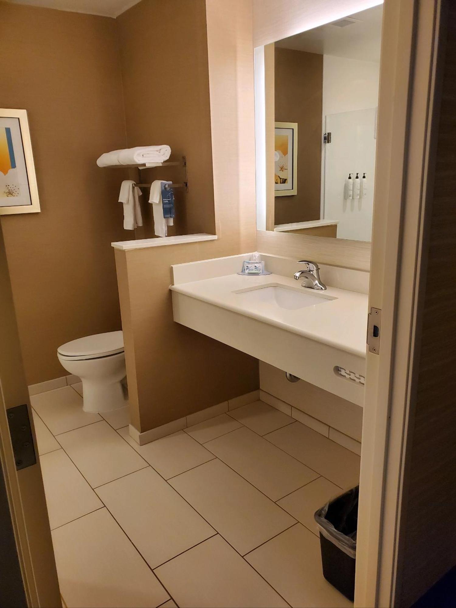 Fairfield Inn & Suites By Marriott Belle Vernon Luaran gambar